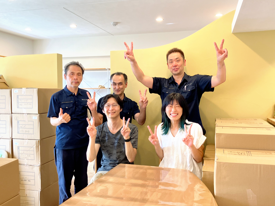 リフォーム完了後搬入完了時の記念撮影